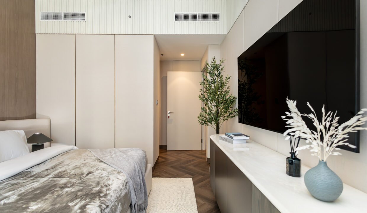 IMG_4240-Enhanced-NR