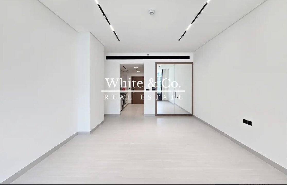 b9d84e98-135d-47e5-8091-607fc3ef0fcc