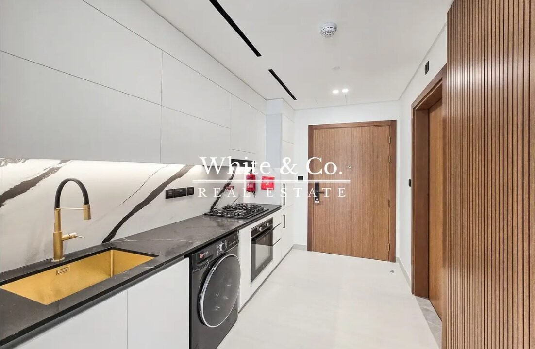 edd9b3d6-2572-42f7-b3fe-b56ed301ee7f